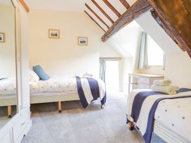 Ty Glan Yr Afon - North Wales - 1174568 - thumbnail photo 22