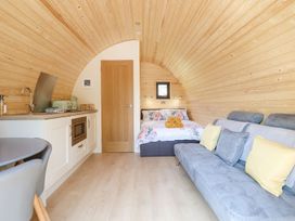 Eirlys - North Wales - 1174575 - thumbnail photo 4