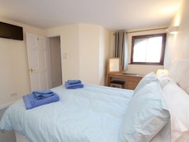Tobys Quay - Cornwall - 1174663 - thumbnail photo 12