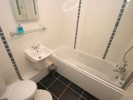 Tobys Quay - Cornwall - 1174663 - thumbnail photo 14