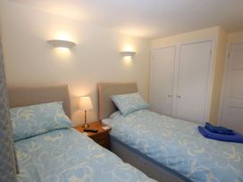 Tobys Quay - Cornwall - 1174663 - thumbnail photo 15