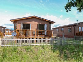 Oak Tree Holiday Lodge - Suffolk & Essex - 1174956 - thumbnail photo 29