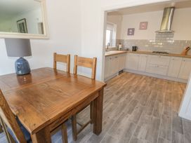 11 Seabreeze - North Wales - 1175101 - thumbnail photo 6