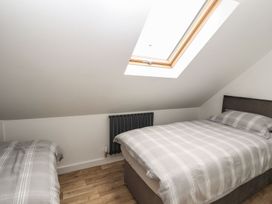11 Seabreeze - North Wales - 1175101 - thumbnail photo 9