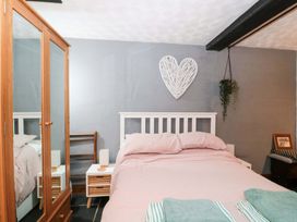 Sammy Hakes Cottage - Somerset & Wiltshire - 1175390 - thumbnail photo 10