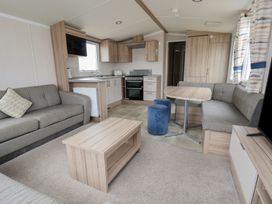 Caravan B8 - North Wales - 1175441 - thumbnail photo 5