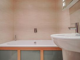 36 Quay West Apartments -  - 1175511 - thumbnail photo 23