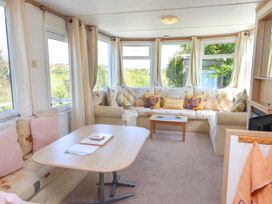 The Lodge - Anglesey - 1175828 - thumbnail photo 2