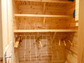 The Cabin - Anglesey - 1175829 - thumbnail photo 8