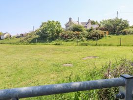 The Cabin - Anglesey - 1175829 - thumbnail photo 20
