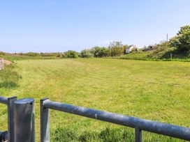 The Cabin - Anglesey - 1175829 - thumbnail photo 21