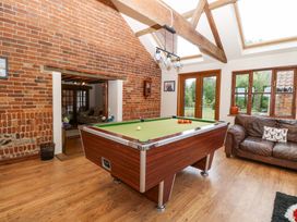 Lakeside Barn - Norfolk - 1175842 - thumbnail photo 10