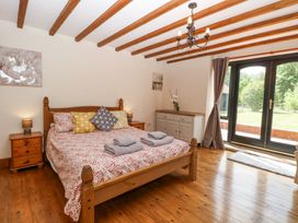 Lakeside Barn - Norfolk - 1175842 - thumbnail photo 17