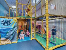 Island Breeze - Hayling Island - Hampshire - 1175931 - thumbnail photo 11