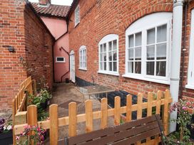 11 Ballygate - Suffolk & Essex - 1176071 - thumbnail photo 2