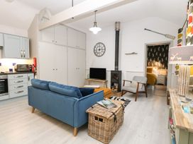 Cosy Cottage - Norfolk - 1176165 - thumbnail photo 2