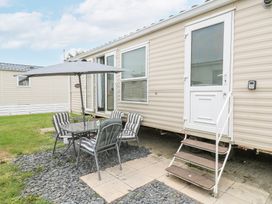 Bluebird - Suffolk & Essex - 1176290 - thumbnail photo 1