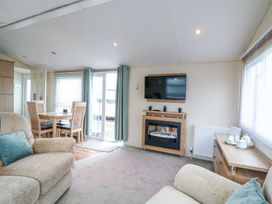 Bluebird - Suffolk & Essex - 1176290 - thumbnail photo 6