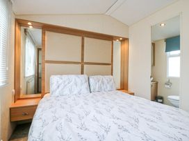 Bluebird - Suffolk & Essex - 1176290 - thumbnail photo 13