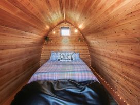 Deer Pod - North Yorkshire (incl. Whitby) - 1176519 - thumbnail photo 3