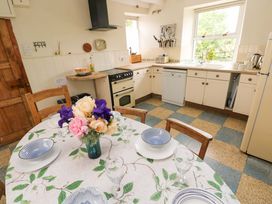 The Pink House - South Wales - 1177394 - thumbnail photo 7