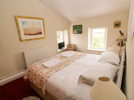 The Pink House - South Wales - 1177394 - thumbnail photo 12