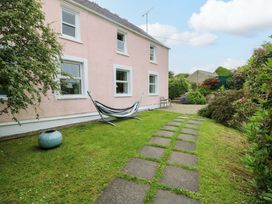 The Pink House - South Wales - 1177394 - thumbnail photo 20