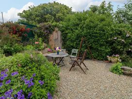 The Pink House - South Wales - 1177394 - thumbnail photo 18