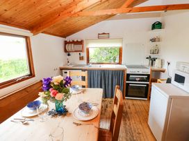 The Tree House - South Wales - 1177449 - thumbnail photo 7