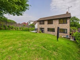 A house with a garden at 59a Gwscwm Road