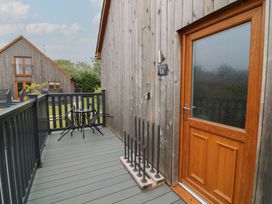 James Ville Marina Lodge 14 - Lincolnshire - 1177805 - thumbnail photo 3