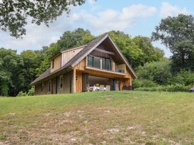 Lakeside Lodge - Kent & Sussex - 1178096 - thumbnail photo 1