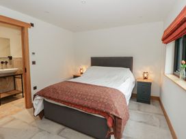 The Barn at Sunny Barn - South Wales - 1178407 - thumbnail photo 23