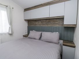 Puffin - Lake District - 1178779 - thumbnail photo 14