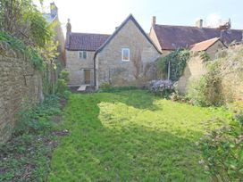A garden with grass and plants at 46 North Street Stoke-Sub-Hamdon Somerset
