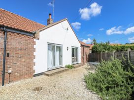 Woodlark - Norfolk - 1179053 - thumbnail photo 27