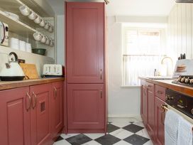 A kitchen with a kettle and toaster at Apartment 2, 86 Dyer Street Cirencester