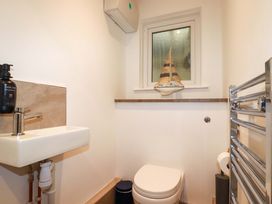 A bathroom with sink and toilet at Ocean Edge in Sennen Cove