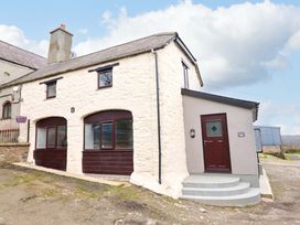 Clegir Bach - North Wales - 1181793 - thumbnail photo 1