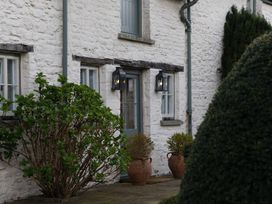 An outdoor view of a house with windows and plants at North Cottage Myddfai near Llandovery