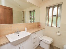 A bathroom with a sink and toilet at Laughing Duck in Troutbeck Bridge