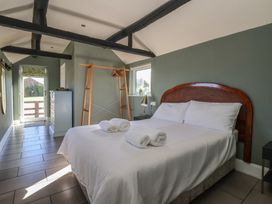 Cowshed Cottage - North Yorkshire (incl. Whitby) - 1183456 - thumbnail photo 13