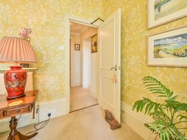 Muntham Deluxe Apartment 2 - Devon - 1184249 - thumbnail photo 10