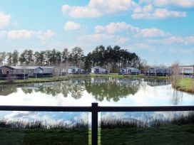 Hotchkin Lodge - Lincolnshire - 1184608 - thumbnail photo 13