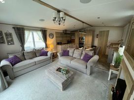 Hopton Holiday Village - Holiday Accommodation 6338 - Suffolk & Essex - 1184866 - thumbnail photo 4