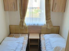 Kiln Park Holiday Park - Holiday Accommodation 10039 - South Wales - 1184874 - thumbnail photo 2