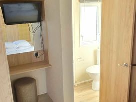 Kiln Park Holiday Park - Holiday Accommodation 10039 - South Wales - 1184874 - thumbnail photo 5