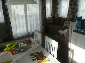 Southsea Leisure Park - Holiday Accommodation 10070 - Hampshire - 1184877 - thumbnail photo 2