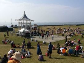 Southsea Leisure Park - Holiday Accommodation 10070 - Hampshire - 1184877 - thumbnail photo 12