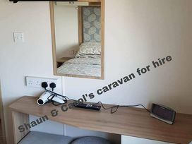 Presthaven Beach Resort - Holiday Accommodation 10101 - North Wales - 1184878 - thumbnail photo 9